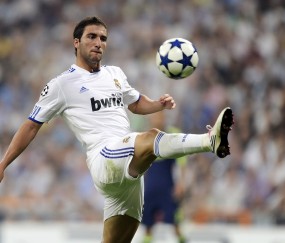 开云体育-奇才巅峰对决，锡安统治力让比赛提前失去悬念，雷霆无奈饮恨