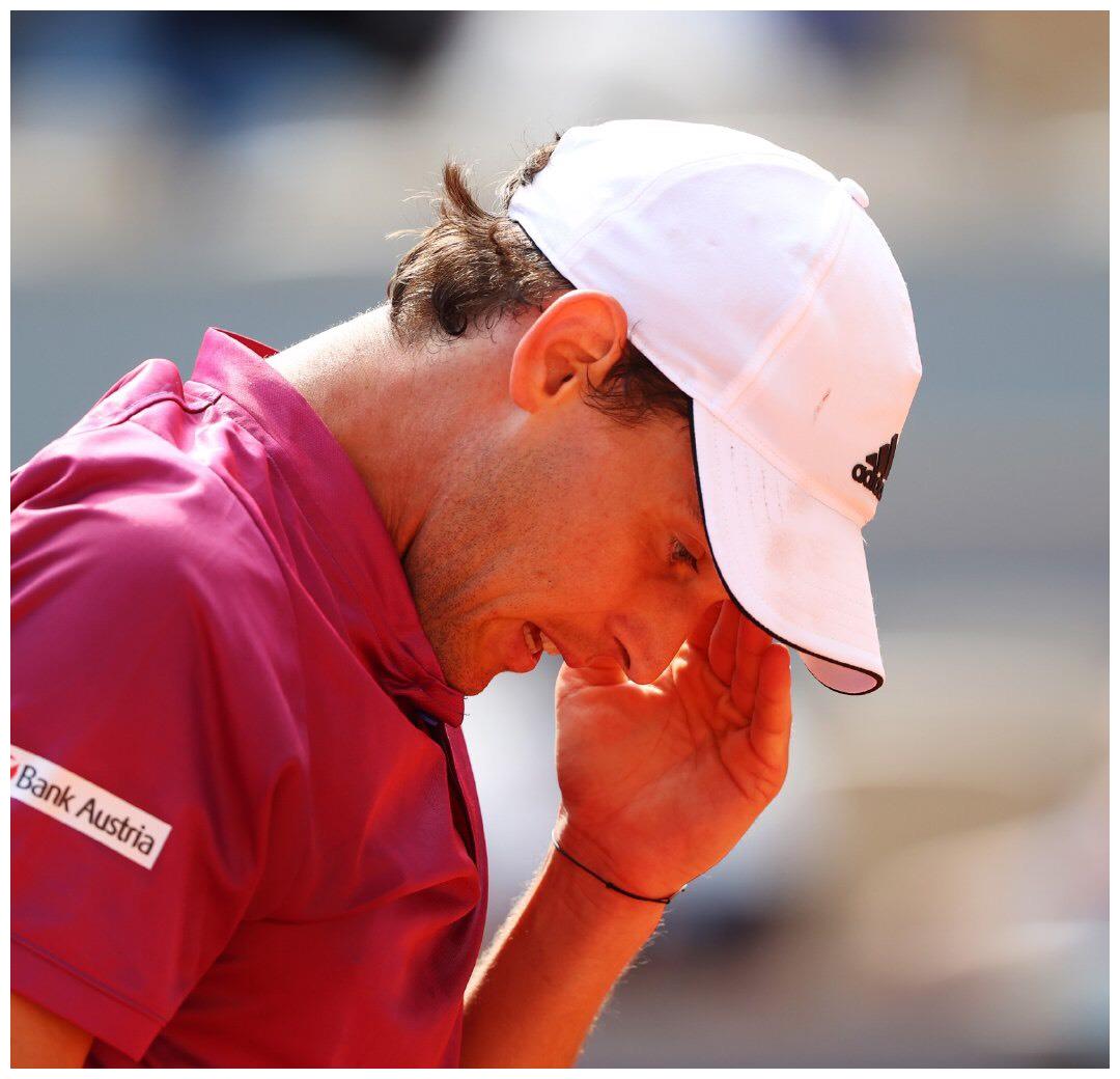 拉沃尔杯险胜年终总决赛，蒂姆点燃赛场