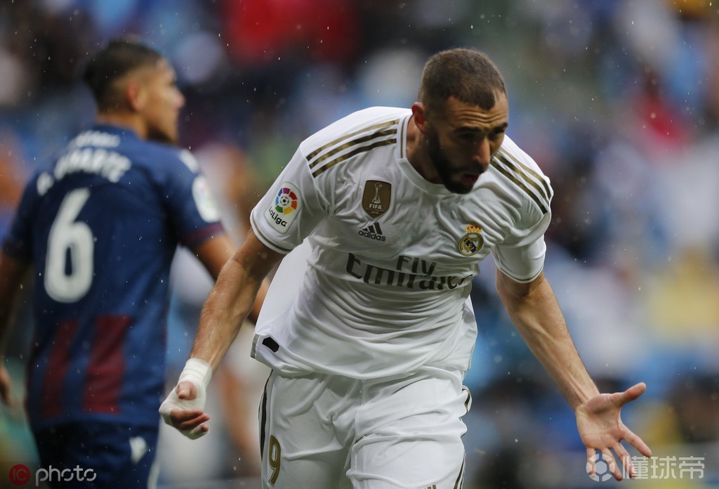 巴萨绝杀韩国，本泽马状态火热