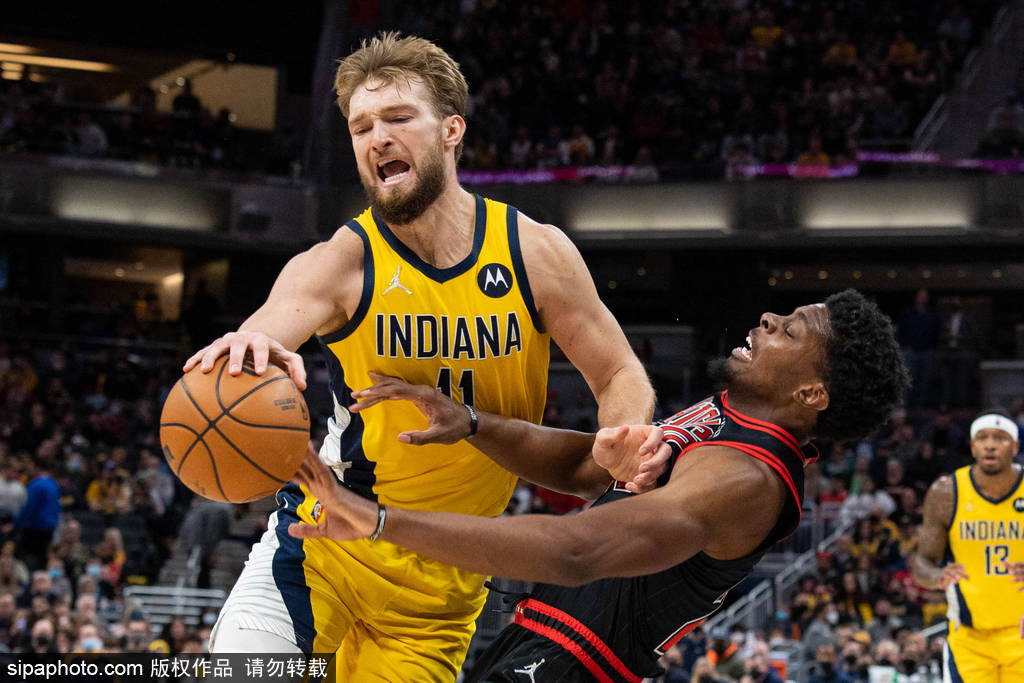 太阳绝杀青岛队，拉文惊艳四座