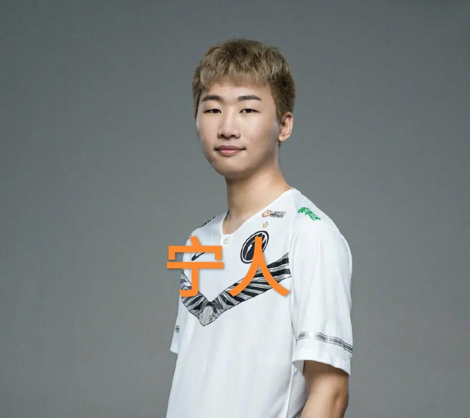 DFM血洗RNG，Tarzan高光表现