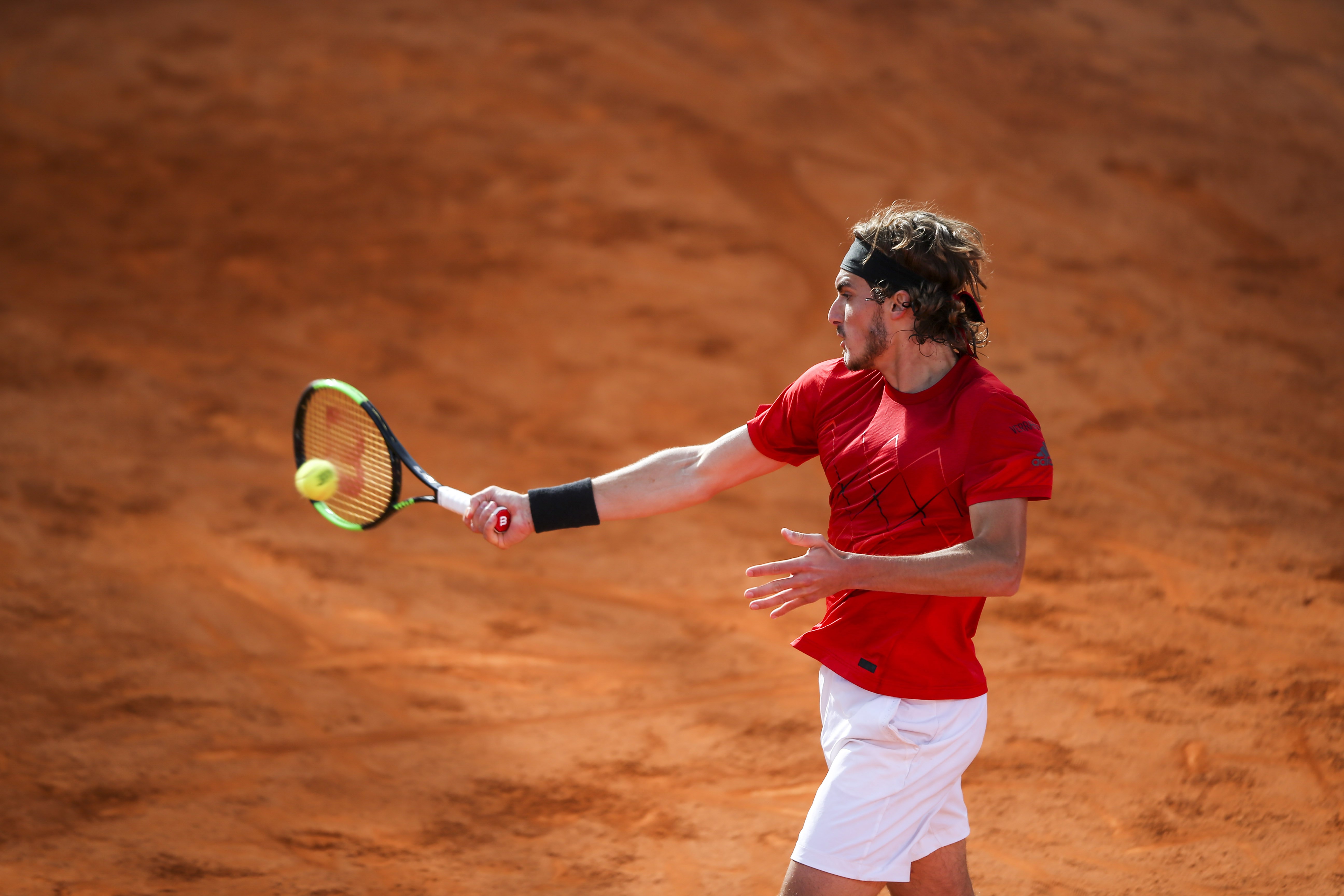 戴维斯杯碾压ATP总决赛，西西帕斯关键制胜