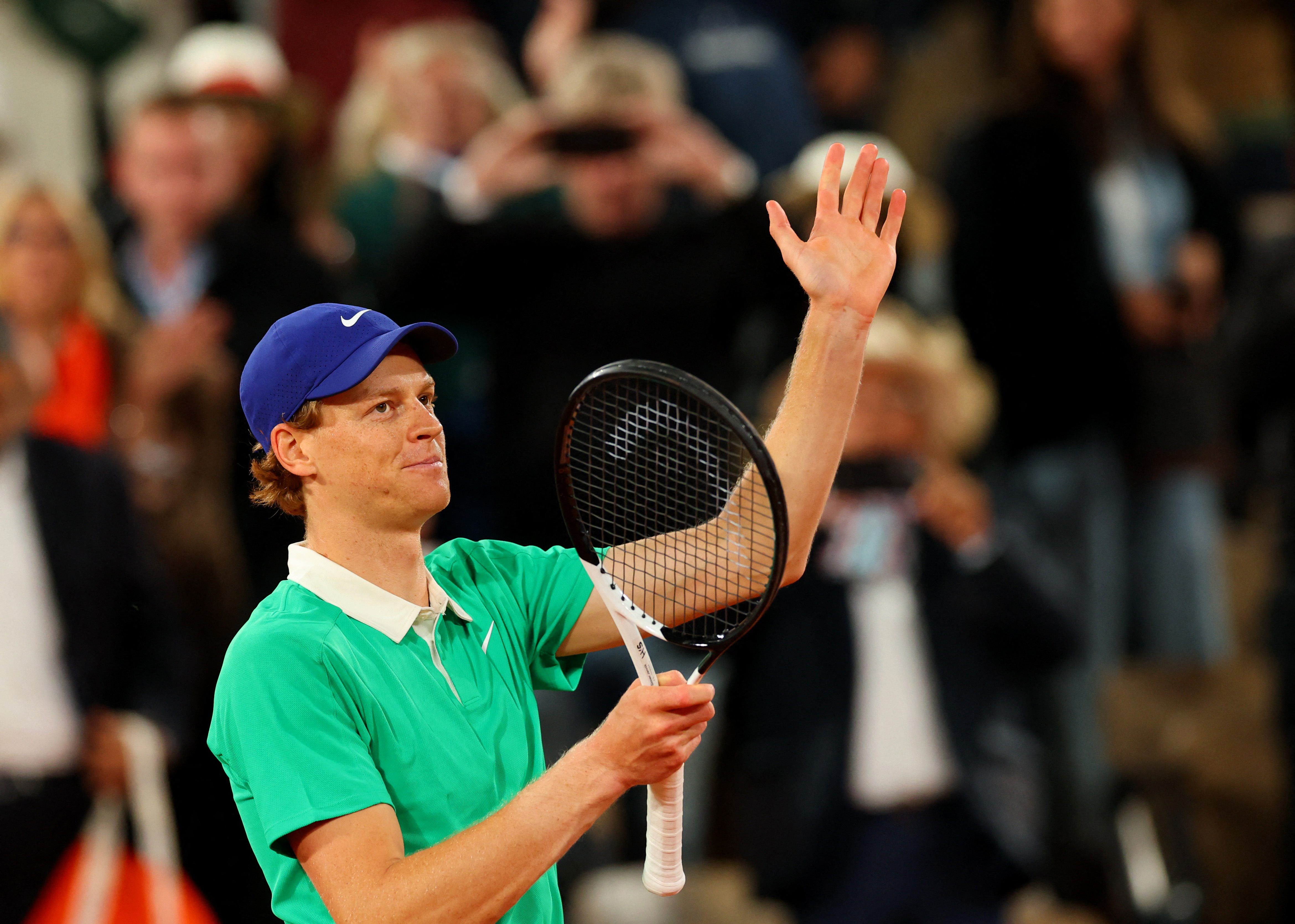 ATP总决赛轻取法网，辛纳关键制胜