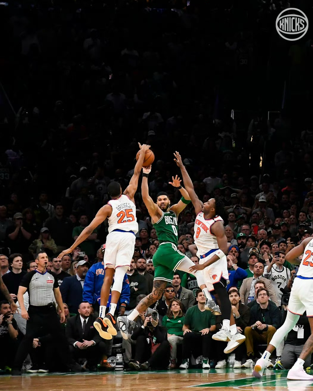 波兰男篮强势凯尔特人B队,加里纳利绝境逆转 波兰男篮强势凯尔特人B队,加里纳利绝境逆转