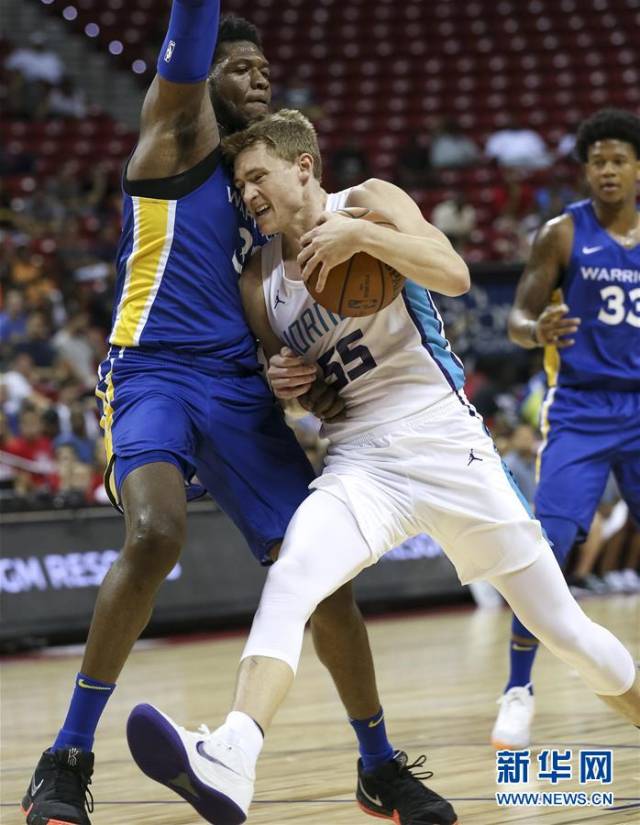 黄蜂翻盘勇士,阿德巴约完成帽子戏法 黄蜂翻盘勇士,阿德巴约完成帽子戏法