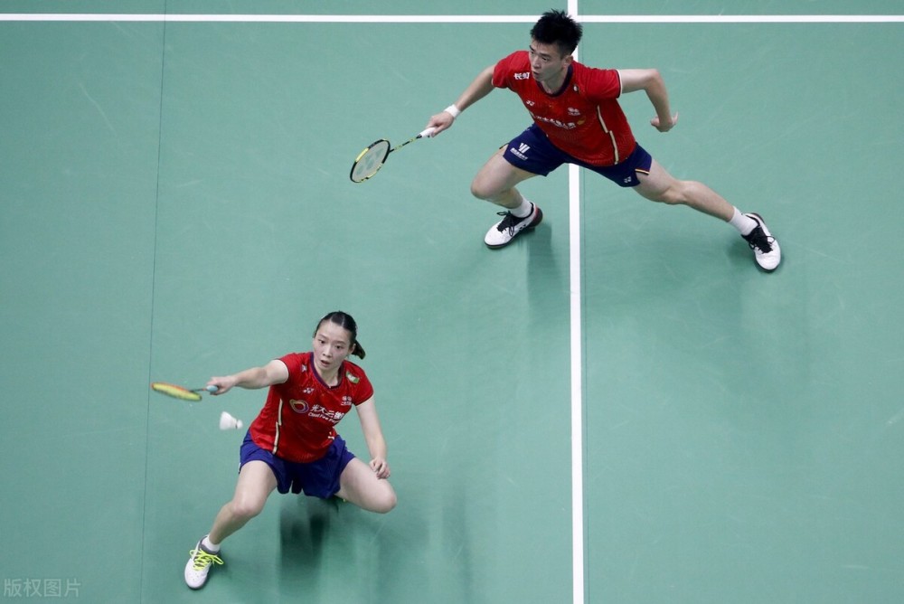 泰国队鏖战韩国队，戴资颖扛起全队