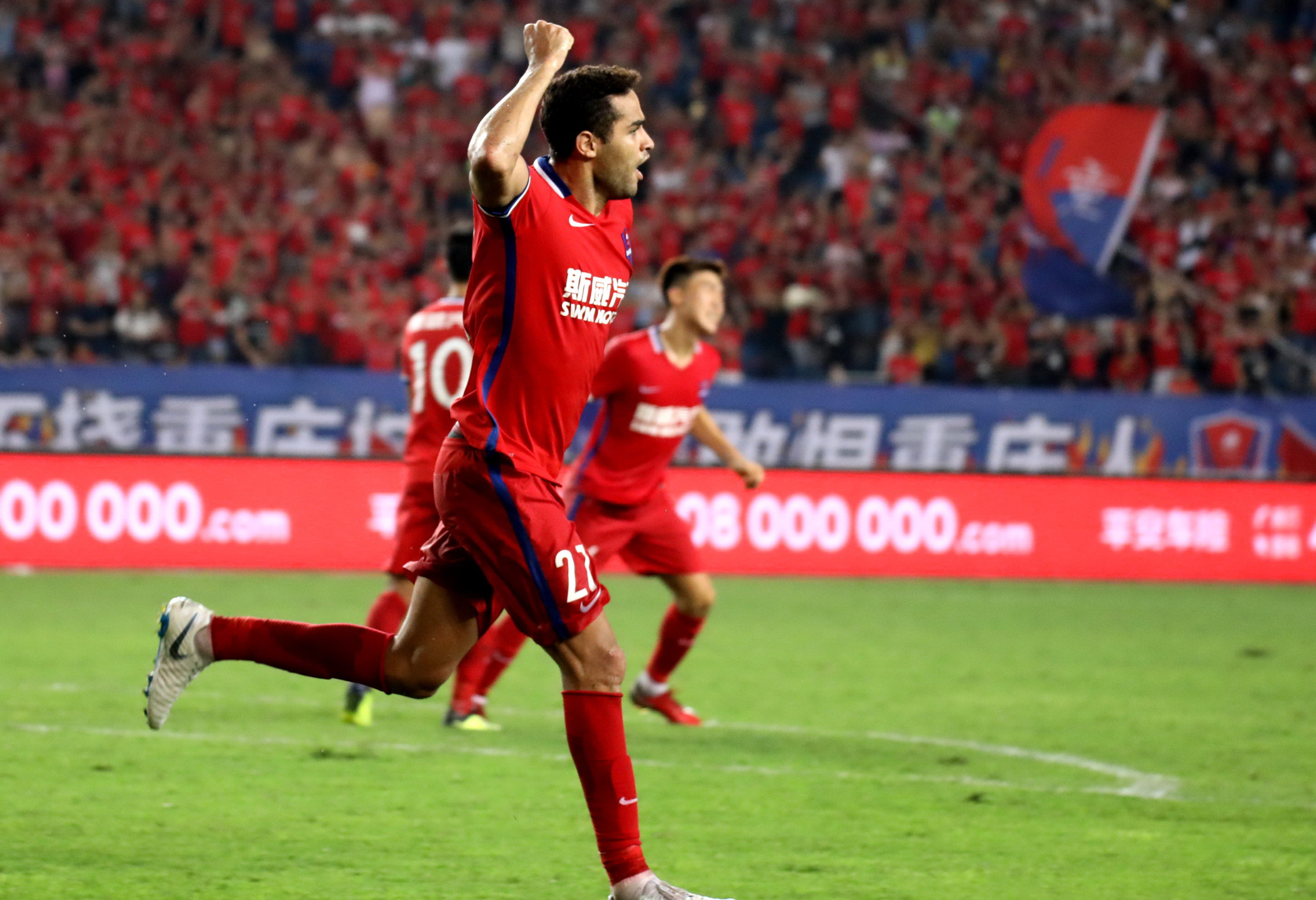 格多伊亚尼斯闪电破门，领先皇家贝蒂斯