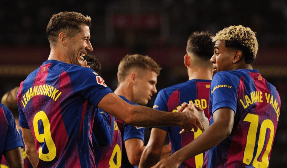 巴萨鏖战多特蒙德，莫德里奇扛起全队