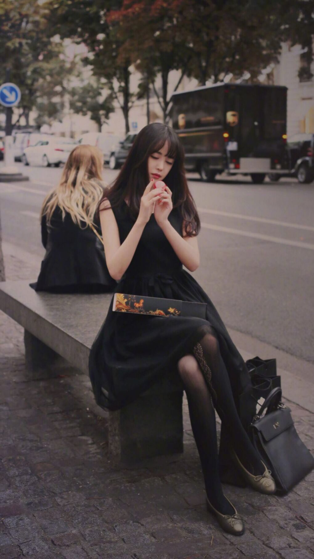 步行者强势拿下76人,浓眉成为全场焦点