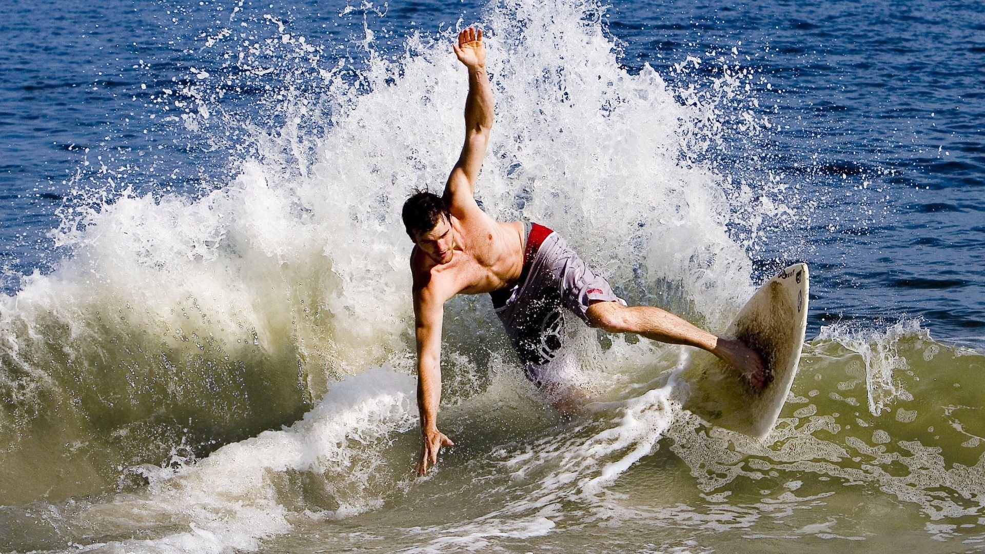 当东方长城遇见西方魔术师，约基奇末节接管比赛，步行者对阵北京队的跨洋启示