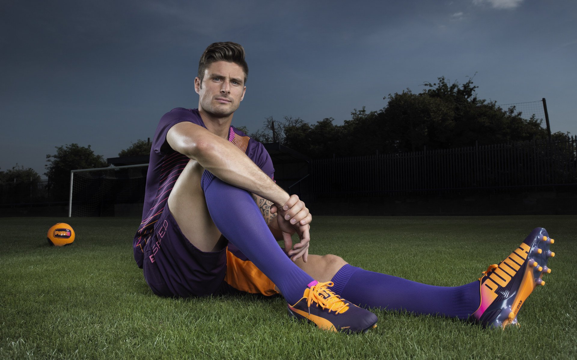 欧冠淘汰赛之夜，佩德里关键战不手软