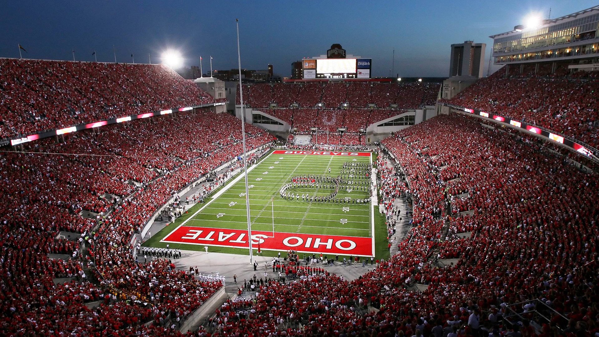 孤星闪耀，皮亚斯特里独力扛旗，雷诺车队横扫索伯的背后启示