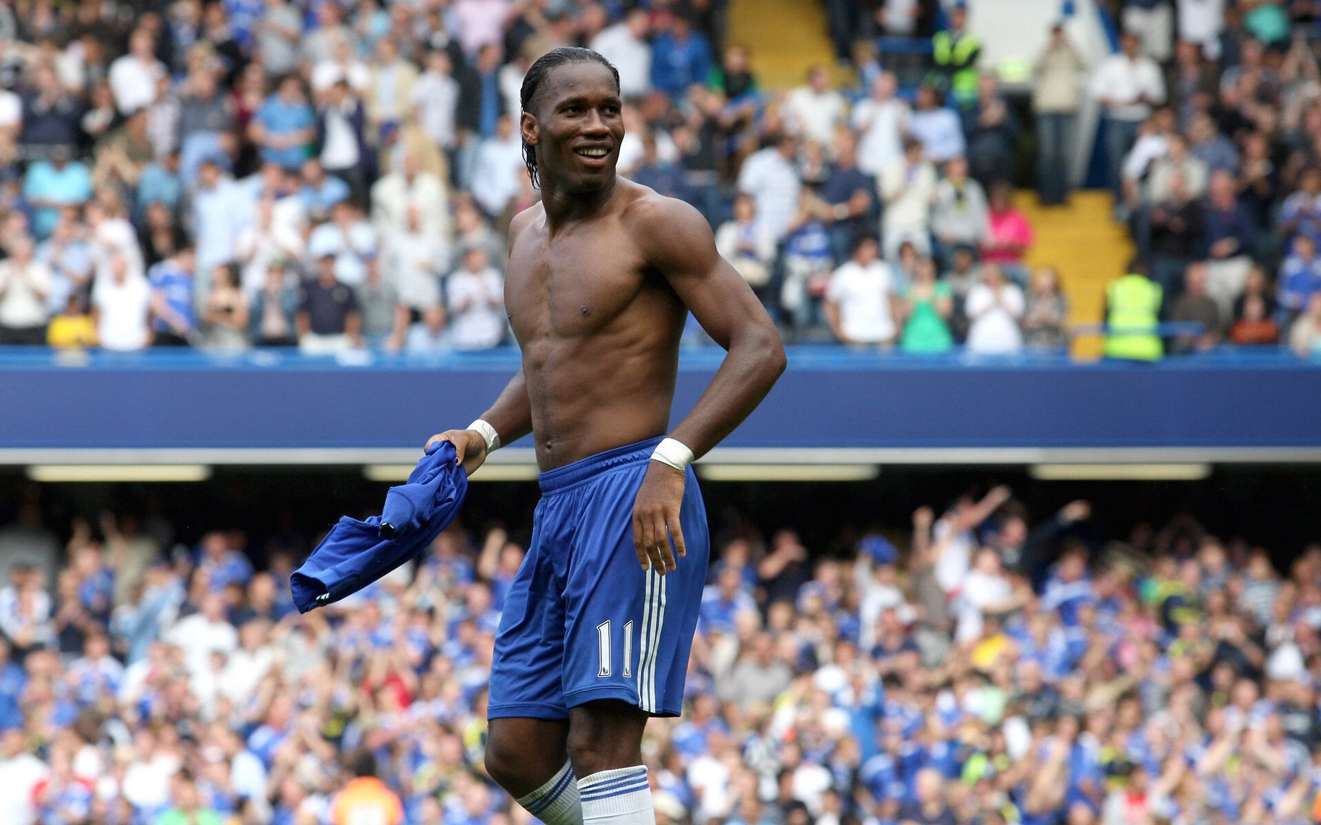 新王当立,楚阿梅尼美加墨世界杯接管比赛,尤文系强势晋级背后的战术革命